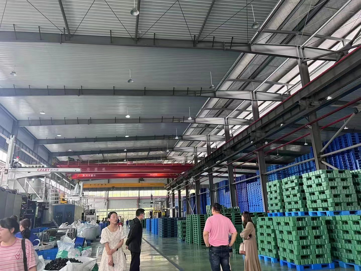 江苏世界杯压球官网(China)官方网站组织员工赴重庆力优分厂参观学习